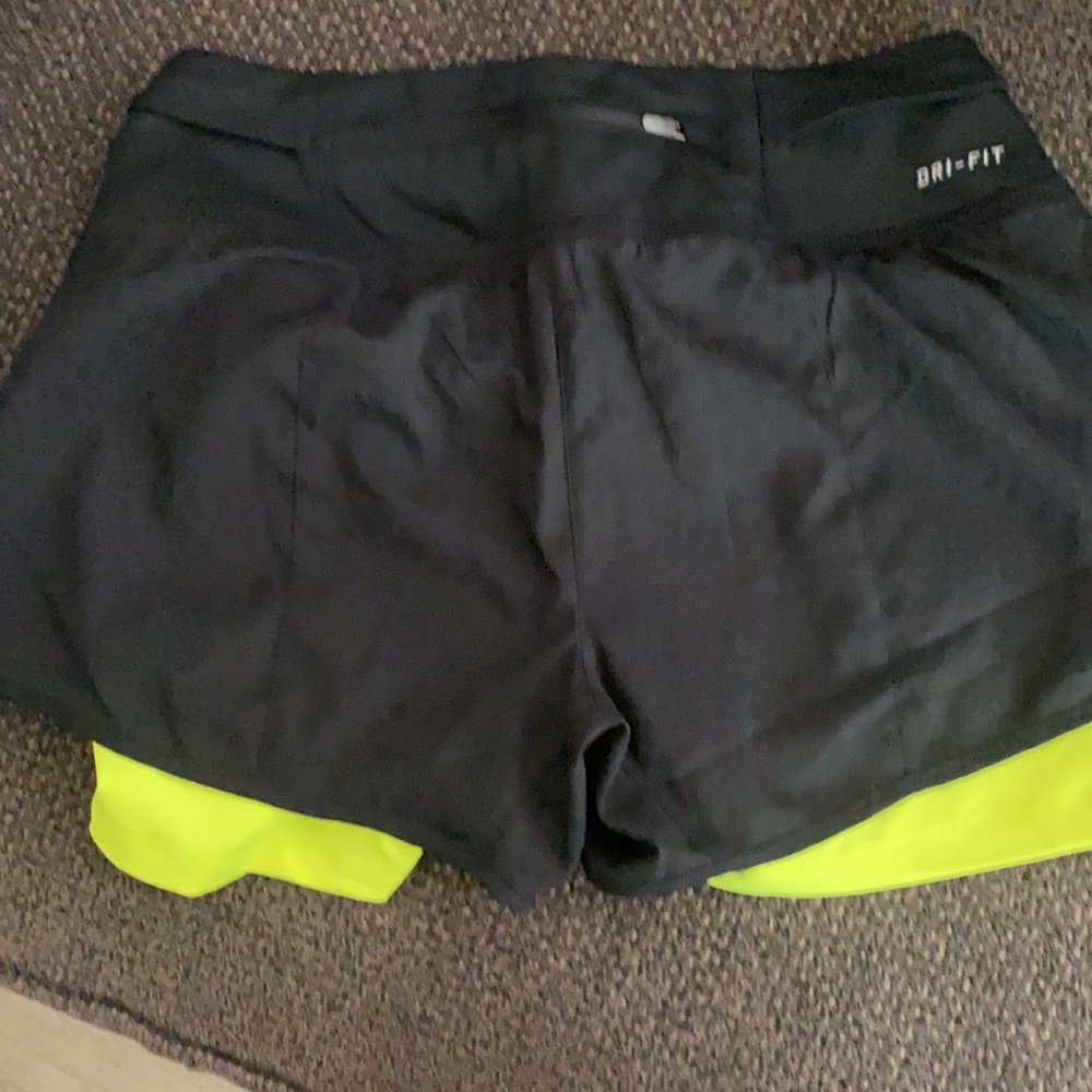 New - Picture 2 of 2